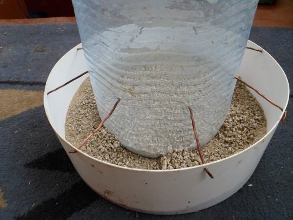  feeder from 5 liter bottle