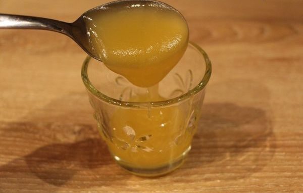  spoon with honey