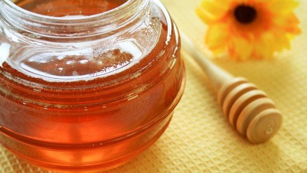  Miel dietética en un tarro de cristal