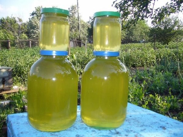  Ready acacia honey