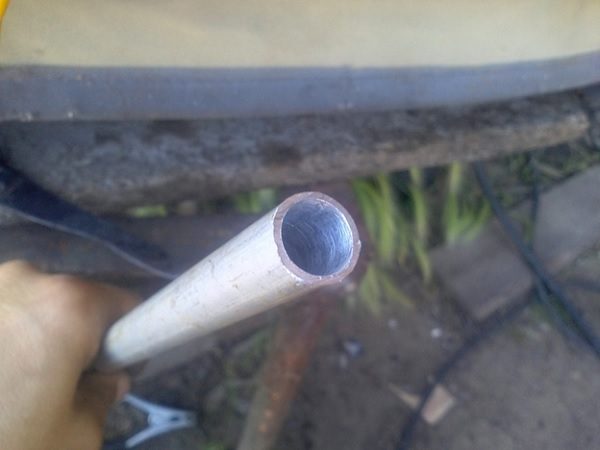  Apple core ski stick