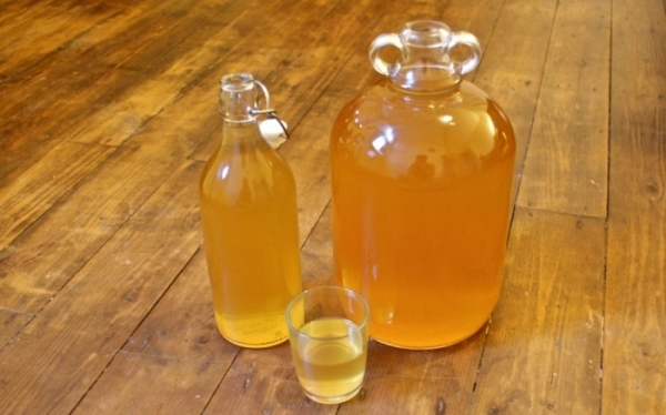  Juice cider is made from apple juice and no sugar is added.