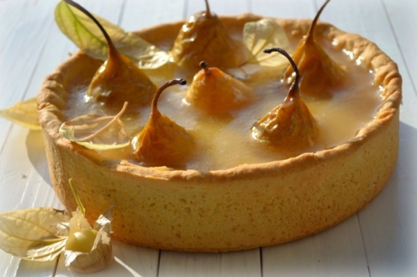  If pears start to spoil, make delicious meals and desserts out of them.