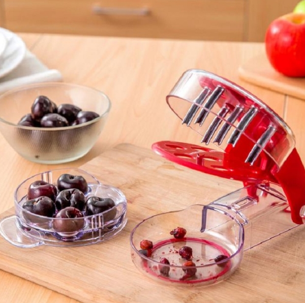  Cherry Remove semi-mechanical device allows you to immediately clean 6 berries