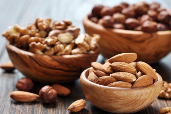  ¿Cómo y dónde almacenar nueces, cedro, avellanas, almendras y anacardos, pelados y en la cáscara, en casa?