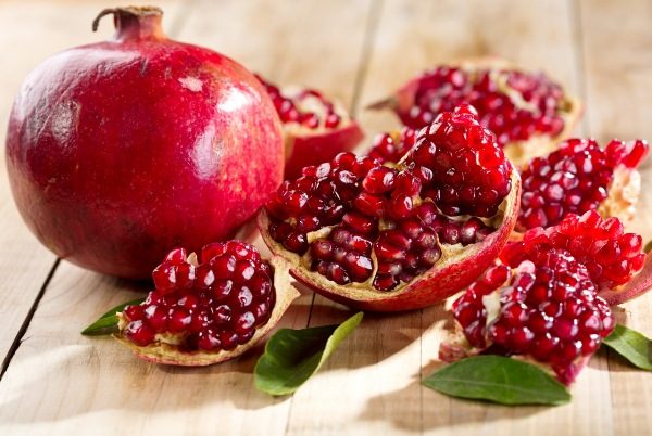  Pomegranate is a low-calorie berry