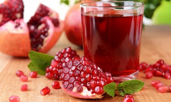  Pomegranate juice is very useful for hypertensive patients and people suffering from edema.because it has a diuretic effect and the ability to lower blood pressure