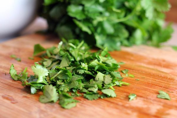  Ritualul de consum al cilantrului este de 35 de grame pe zi