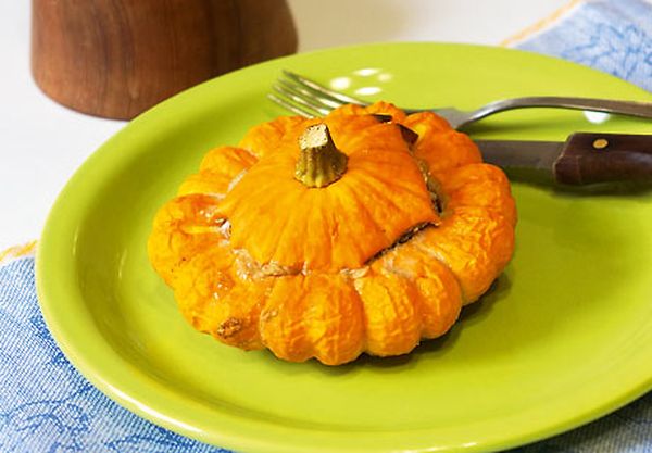  Squash - legume cu conținut scăzut de calorii, care este folosit în dietă