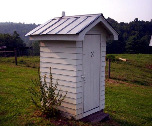  Disinfection of vitriol garden toilet helps reduce unpleasant odor