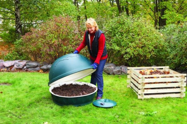  Small cottage composter