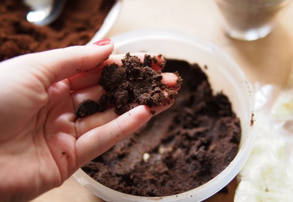  Las sobras de café son un buen fertilizante.