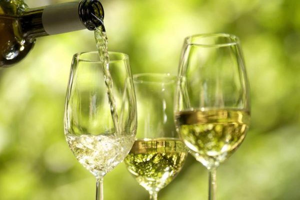  white grape wine at home
