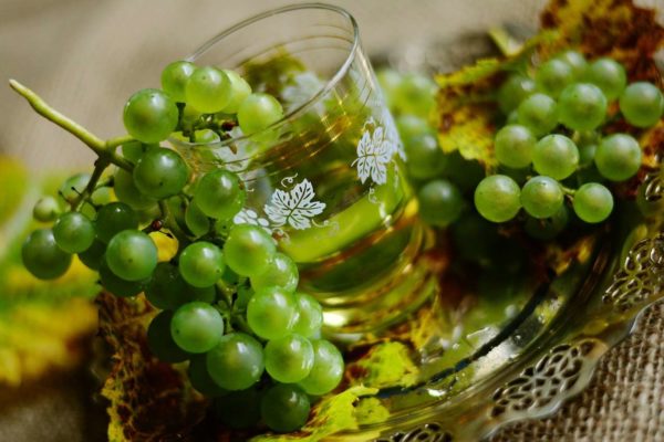 Grapes or its juice helps fight excess weight.