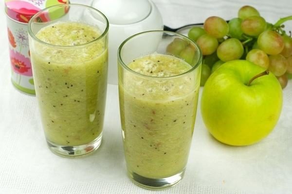  Grape Smoothie with Green Apple